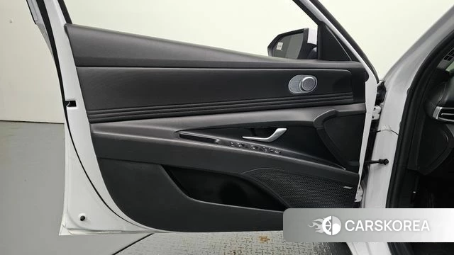 Hyundai Avante (CN7) id 4958453 из Кореи 10