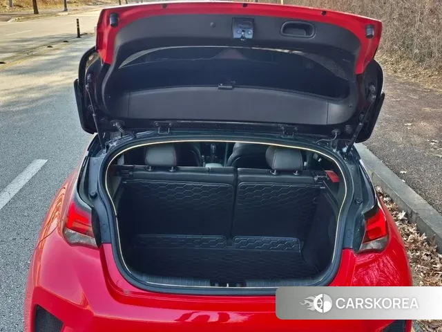 Hyundai Veloster (JS) id 3732894 из Кореи 10