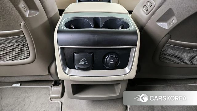 Kia The New Carnival 4th Generation id 3896620 из Кореи 10