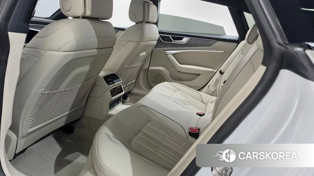 Audi A7 (4K) id 4985048 из Кореи 10