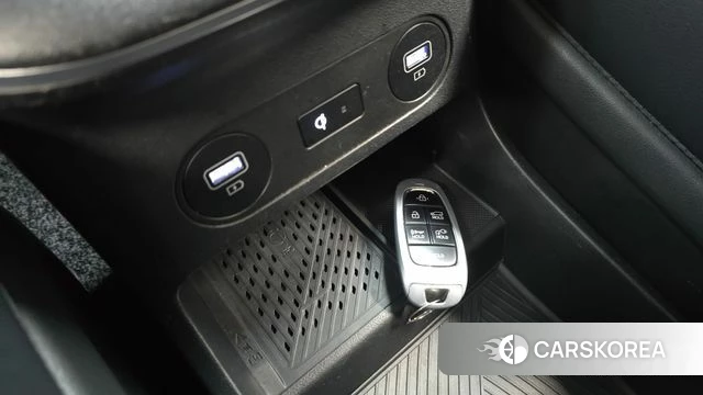 Hyundai Ionic 5 id 4976363 из Кореи 10