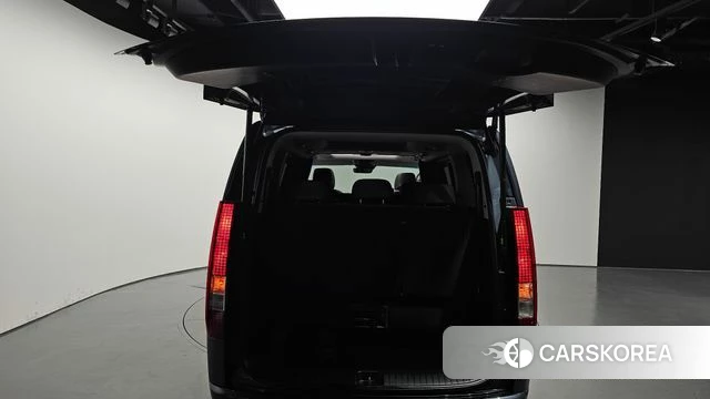 Hyundai Staria id 4710853 из Кореи 10