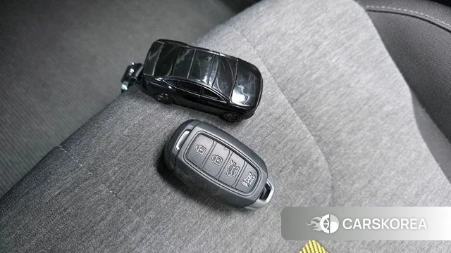 Hyundai Veloster (JS) id 4760441 из Кореи 10