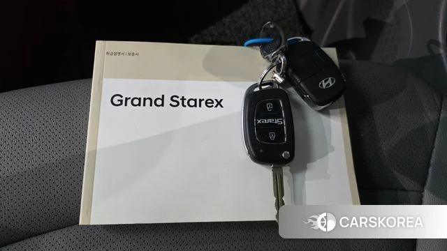 Hyundai The New Grand Starex id 4713093 из Кореи 10