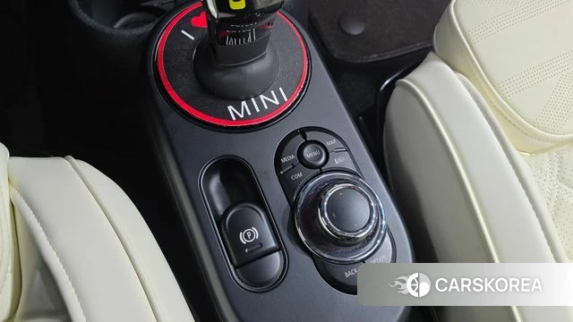 Mini Cooper Electric id 4958674 из Кореи 10