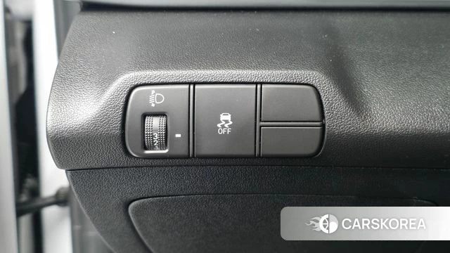 Hyundai The New Avante (CN7) id 4996361 из Кореи 10