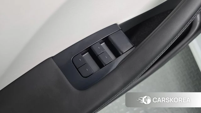 Tesla Model 3 id 5045904 из Кореи 10