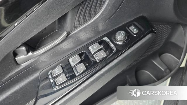 Ssangyong Beautiful Korando id 4998041 из Кореи 10