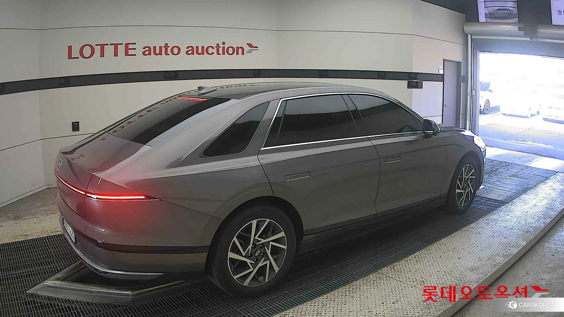 Hyundai Grandeur Hybrid id 4990008 из Кореи 10