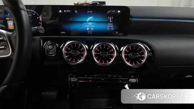 Mercedes-Benz A-Class W177 id 4976118 из Кореи 10