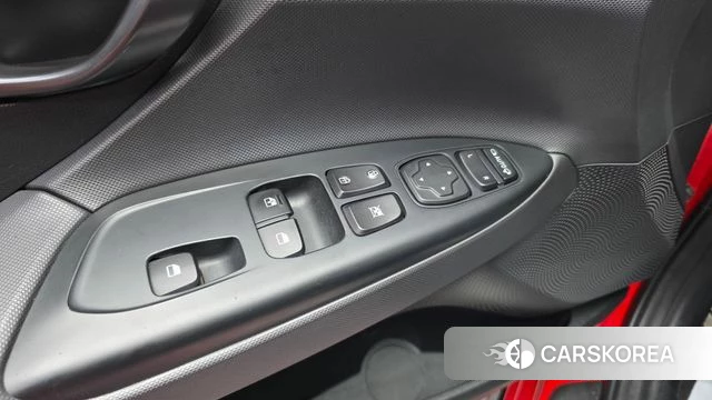 Hyundai Veloster (JS) id 4977877 из Кореи 10