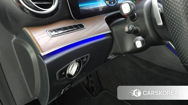 Mercedes-Benz E-Class W213 id 4960445 из Кореи 10