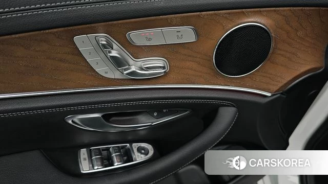 Mercedes-Benz E-Class W213 id 4923763 из Кореи 10
