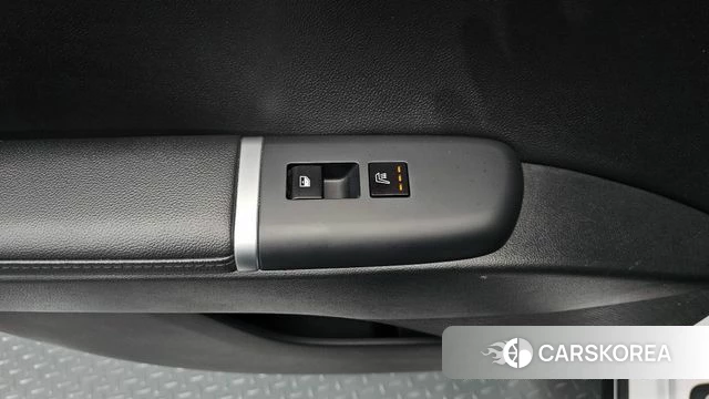 Hyundai Grandeur (GN7) id 5021407 из Кореи 10