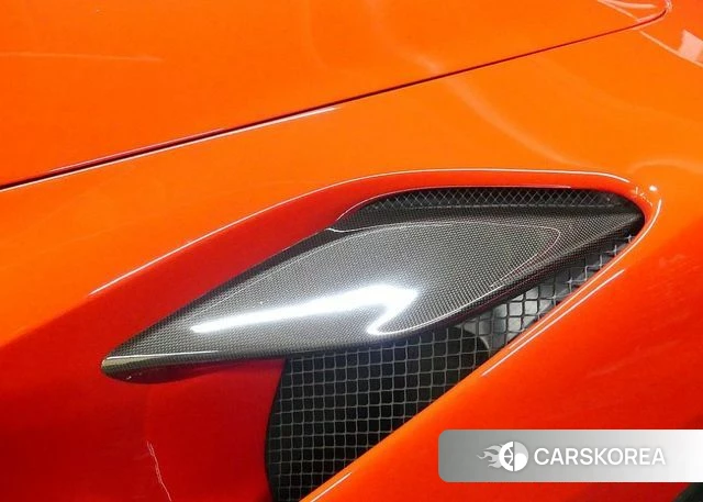 Ferrari F8 Spider id 4997625 из Кореи 10