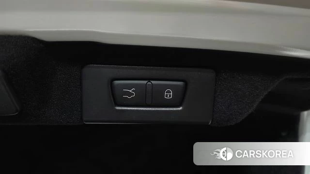 Maserati Quattroporte id 5017282 из Кореи 10