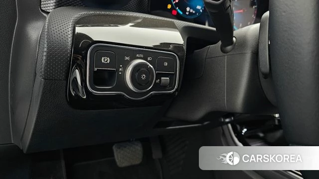 Mercedes-Benz A-Class W177 id 4632215 из Кореи 10