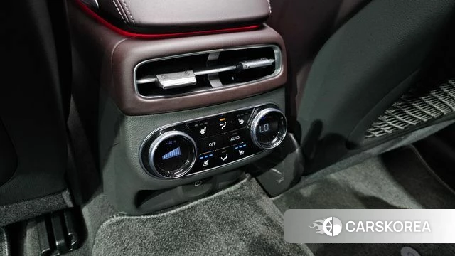 Genesis GV70 id 4660791 из Кореи 10