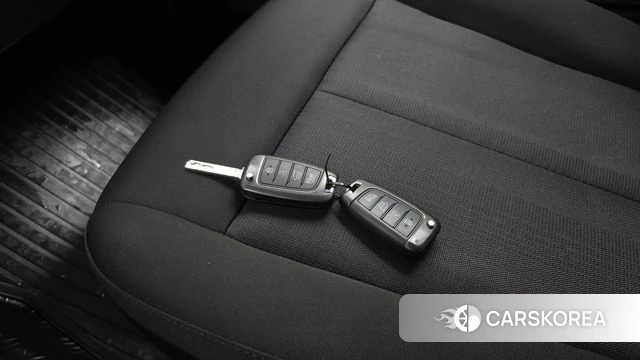 Hyundai Staria id 4976318 из Кореи 10