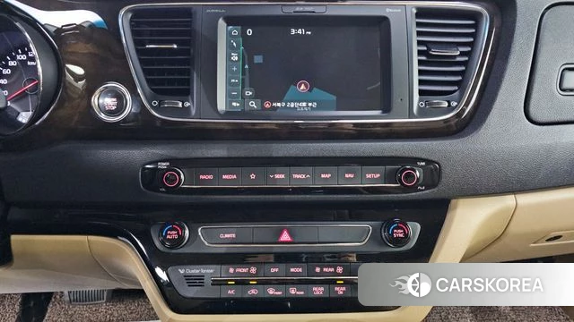 Kia The New Carnival id 4855998 из Кореи 10