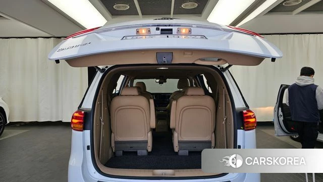 Kia The New Carnival id 4993625 из Кореи 11