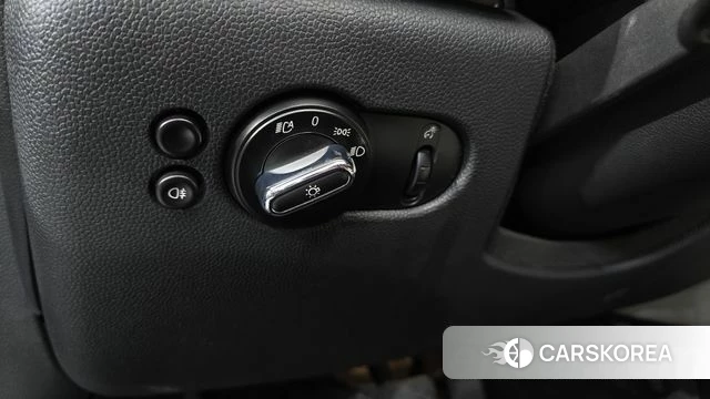 Mini Cooper S Convertible id 4975783 из Кореи 11