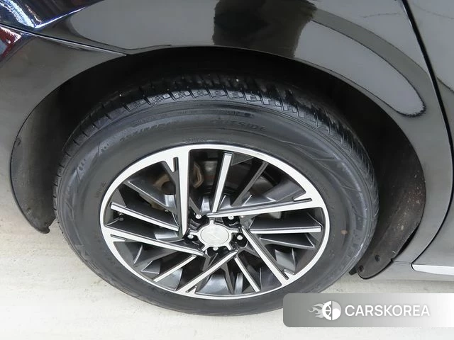Hyundai The New Grandeur IG id 5003828 из Кореи 11