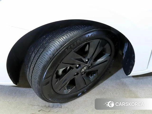 Hyundai The New Avante (CN7) id 4749645 из Кореи 11