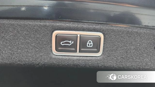 Hyundai Grandeur Hybrid (GN7) id 4792571 из Кореи 11
