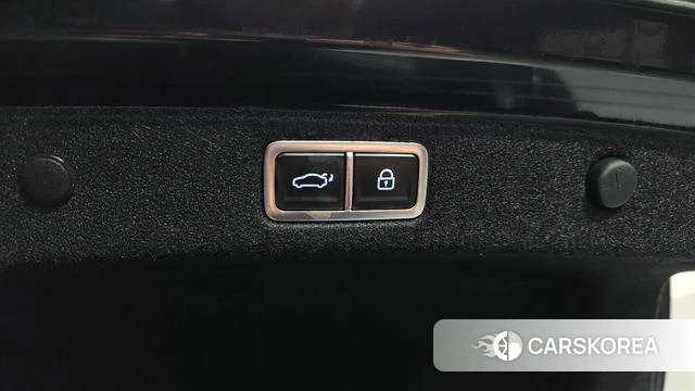 Hyundai Grandeur (GN7) id 4935006 из Кореи 11