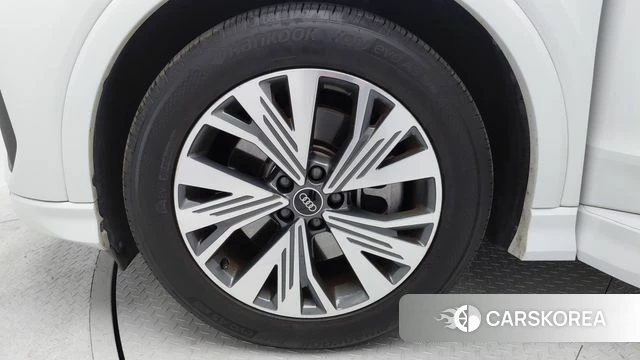 Audi Q4 e-Tron (F4) id 4893244 из Кореи 11