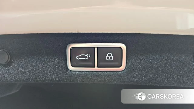 Hyundai Grandeur (GN7) id 5011598 из Кореи 11