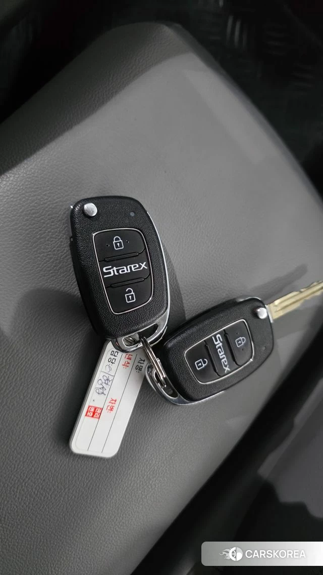 Hyundai The New Grand Starex id 4586881 из Кореи 11