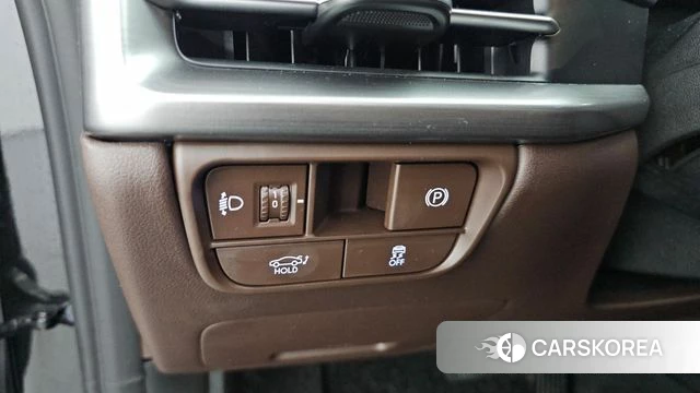 Hyundai Grandeur (GN7) id 4980701 из Кореи 11