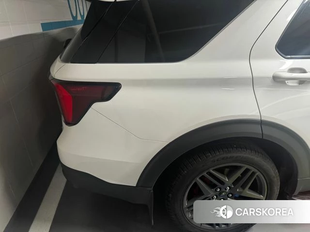 Ford Explorer 6th Generation id 4990468 из Кореи 11