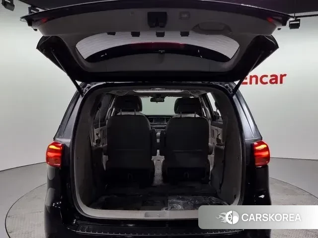 Kia The New Carnival id 2966596 из Кореи 11