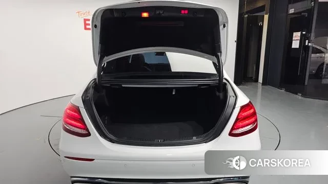 Mercedes-Benz E-Class W213 id 3344786 из Кореи 11