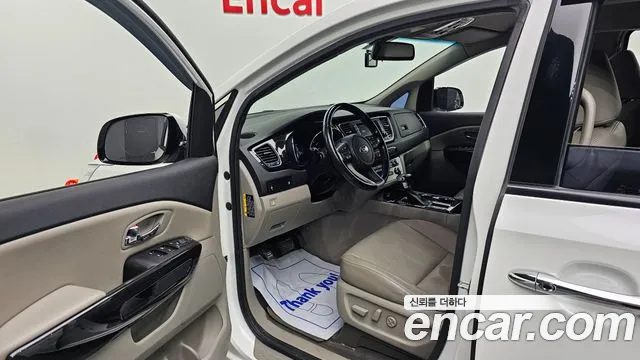 Kia The New Carnival id 2791123 из Кореи 11