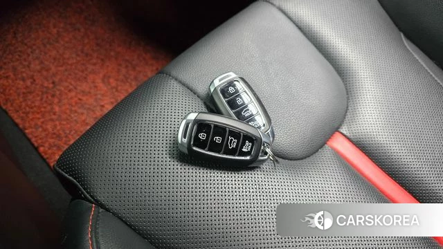 Hyundai Veloster (JS) id 4998410 из Кореи 11