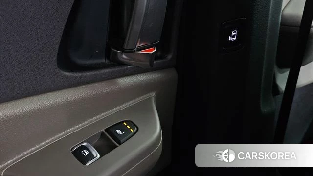 Kia The New Carnival 4th Generation id 5033215 из Кореи 11