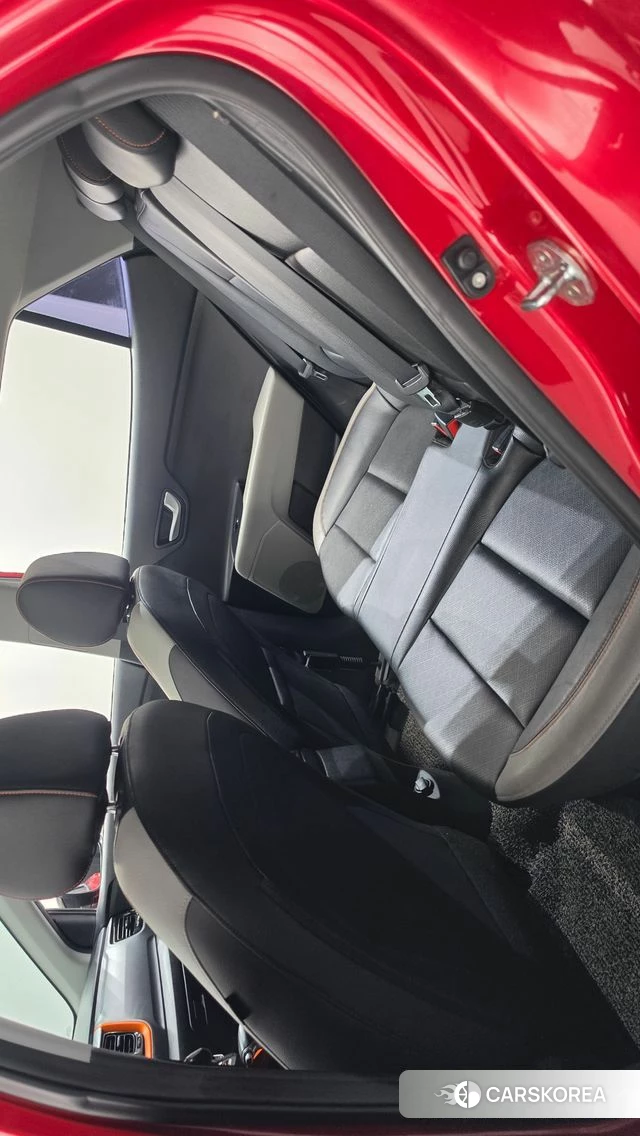 Kia Stonic id 5048684 из Кореи 11