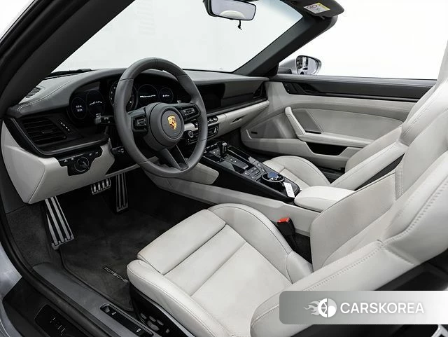 Porsche 911(992) id 5022525 из Кореи 11