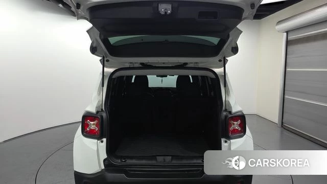 Jeep Renegade id 5046922 из Кореи 11