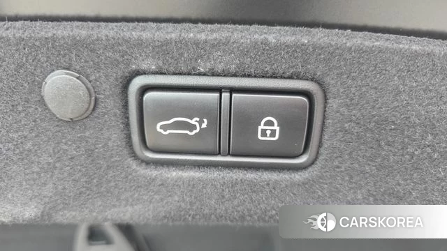 Hyundai The New Grandeur IG Hybrid id 4991654 из Кореи 11