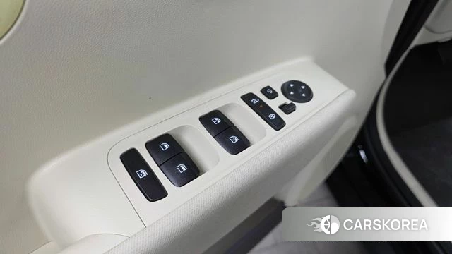 Hyundai Casper Electric id 5001340 из Кореи 11