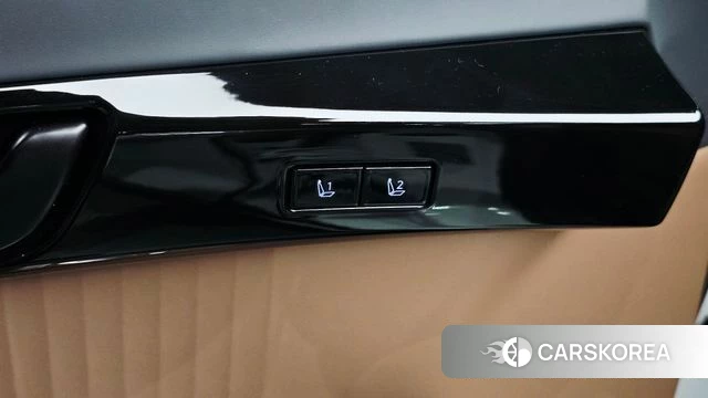 Hyundai Grandeur Hybrid (GN7) id 5045575 из Кореи 11