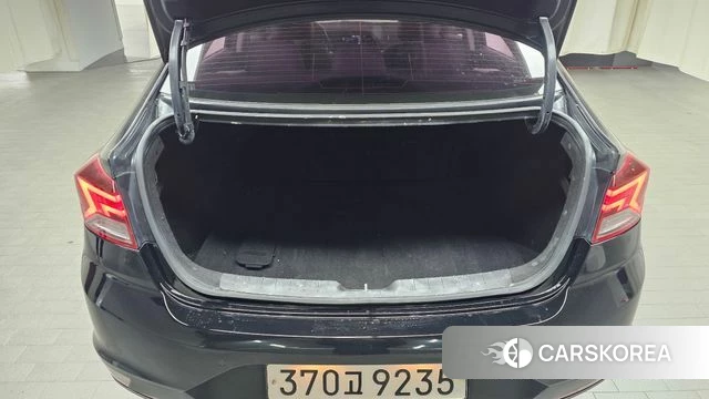 Hyundai The New Avante AD id 3828930 из Кореи 11