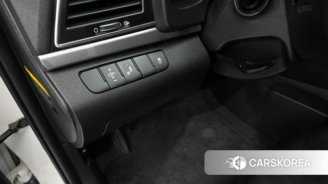 Hyundai Avante AD id 5042075 из Кореи 11