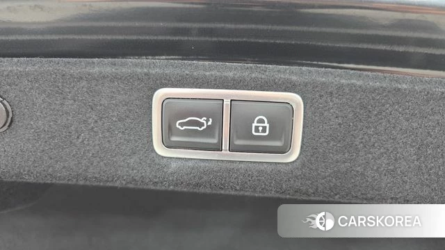 Hyundai Grandeur (GN7) id 4981190 из Кореи 11