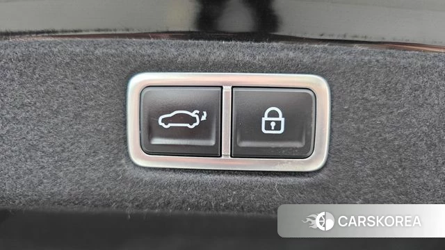 Hyundai Grandeur (GN7) id 5011643 из Кореи 11